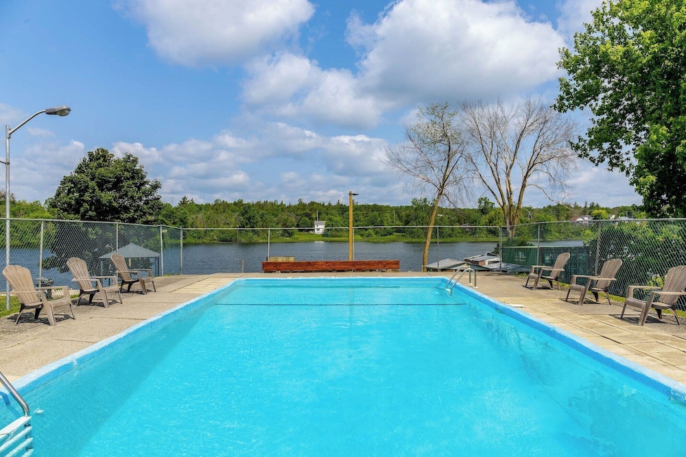 Motel6 Campbellford 21/50