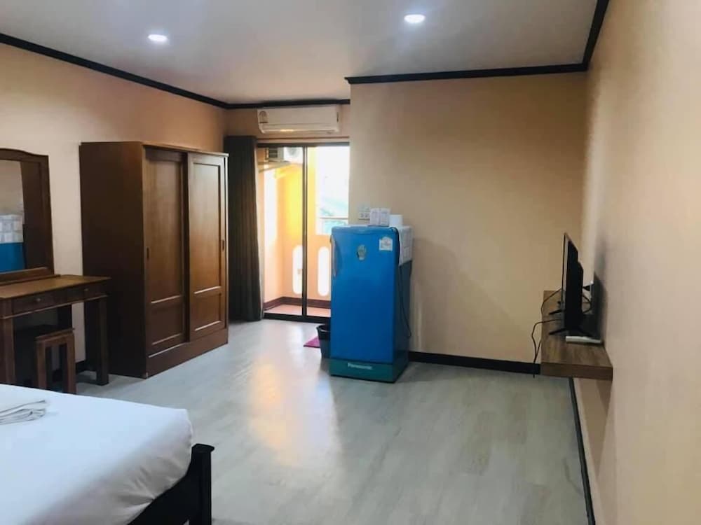 B.P Grand Service Apartment 18/25