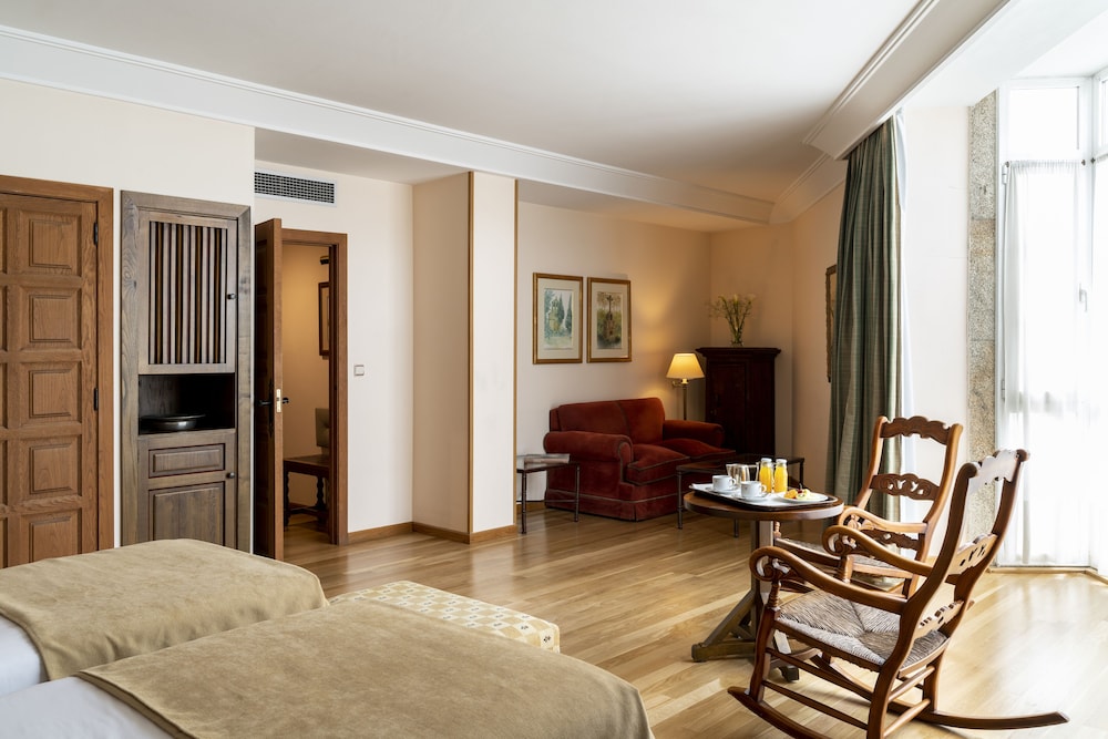 Parador De Vilalba 28/50