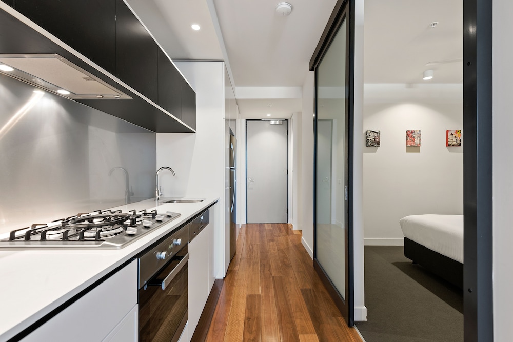 District Apartments Fitzroy 48/50
