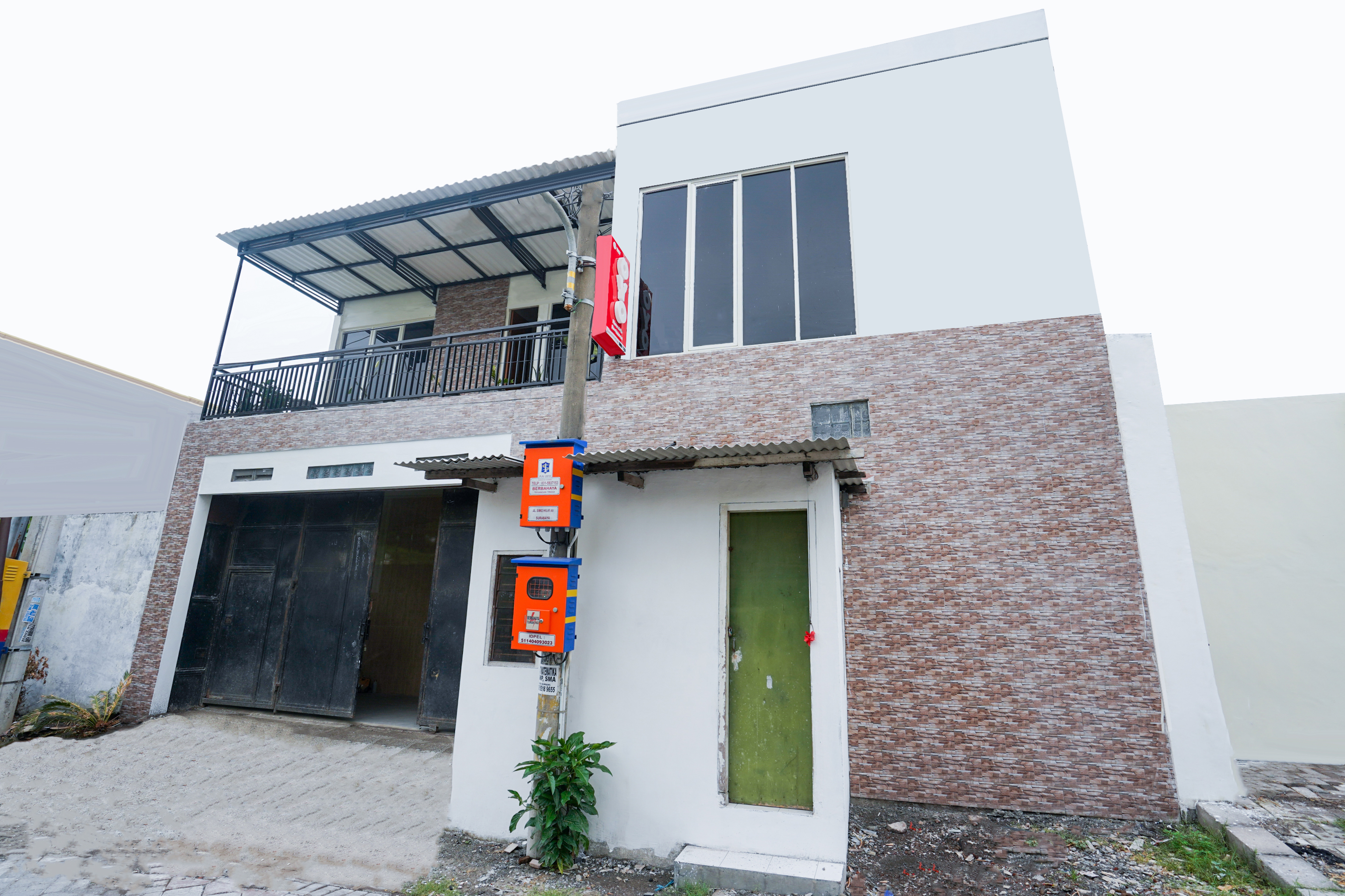 Oyo 1957 Riverside Residence 3/44