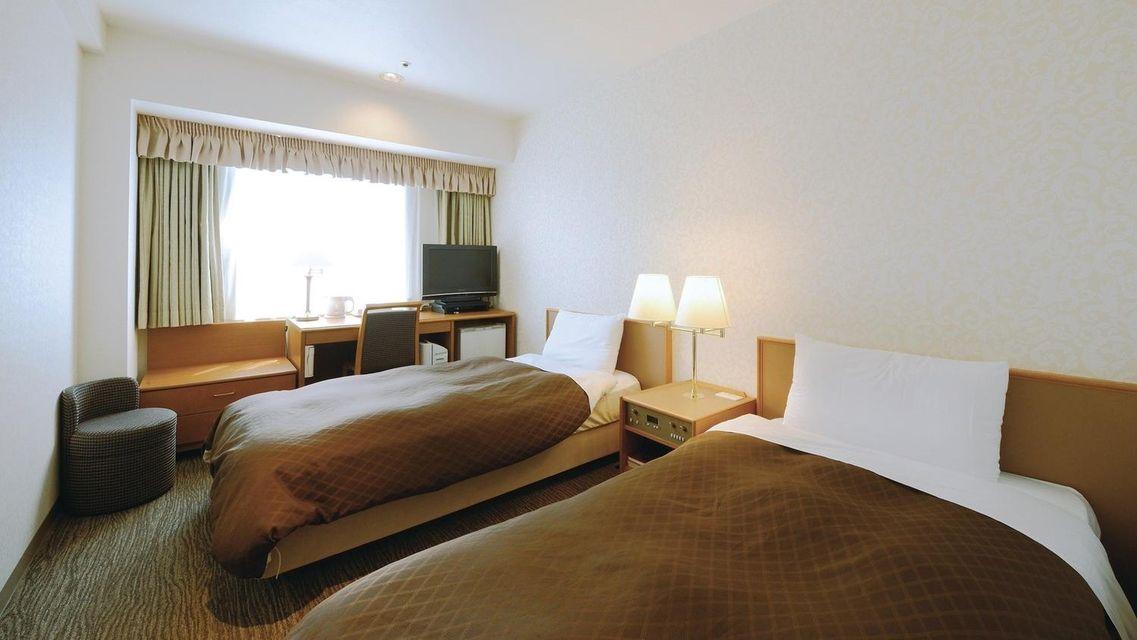 Exclusive, Twin Beds, Night View