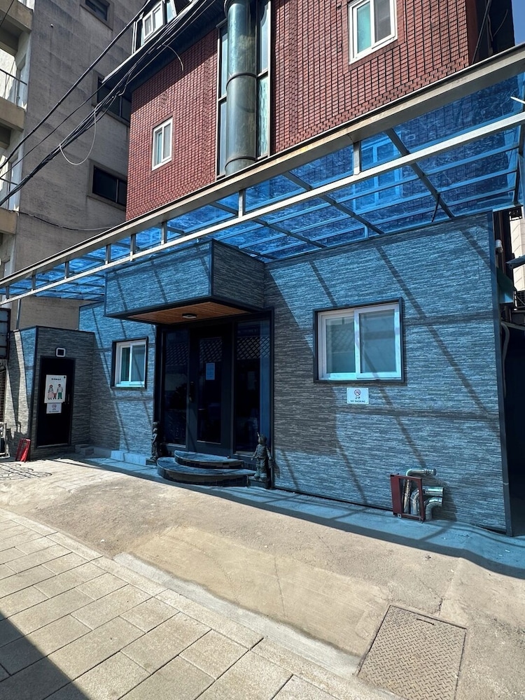 Insadong R Guesthouse - Hostel 57/61