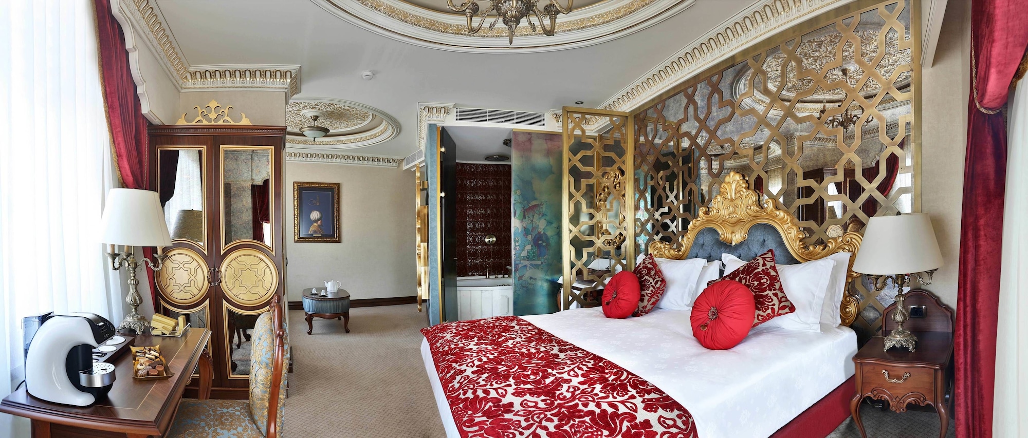 GRAND, DELUXE, GOLDEN HORN VIEW