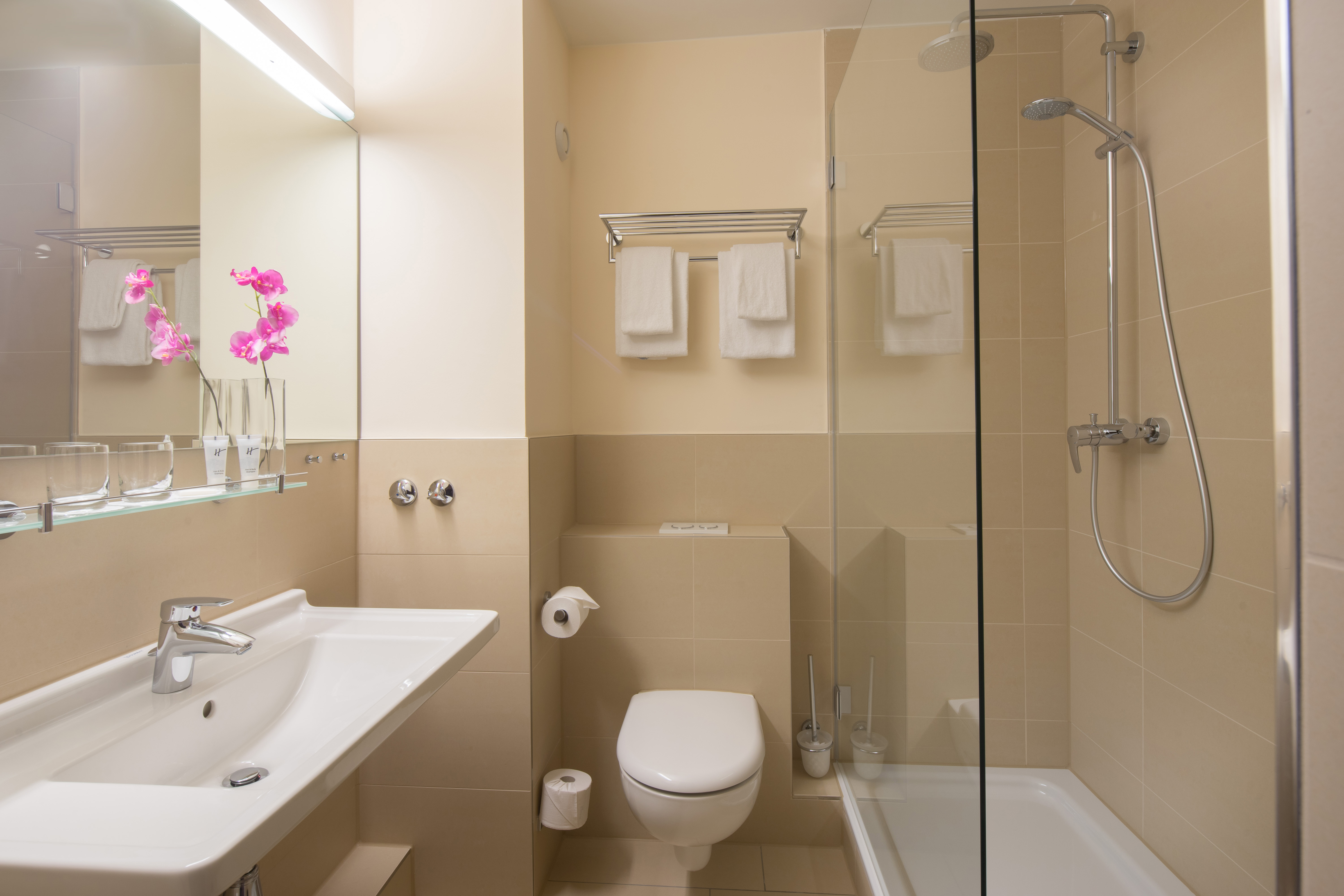 غرفة سوبيريور بسرير مزدوج، Room in B&B - Studio for 2 People in Hamburg Mitte, Cozy and Modern 3/3