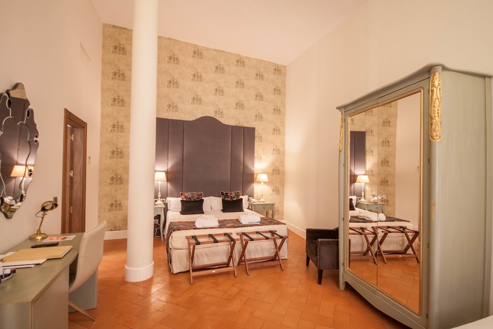 Hotel Boutique Palacio Pinello 51/73