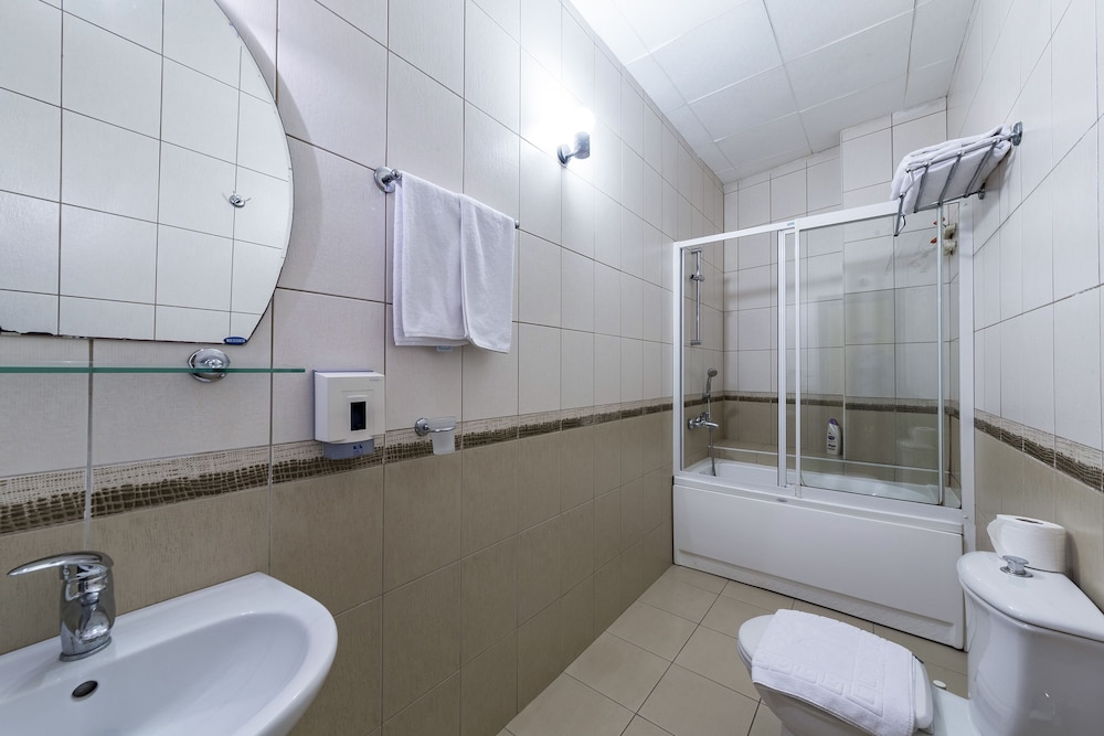 Hotel Fehmi Bey 73/75