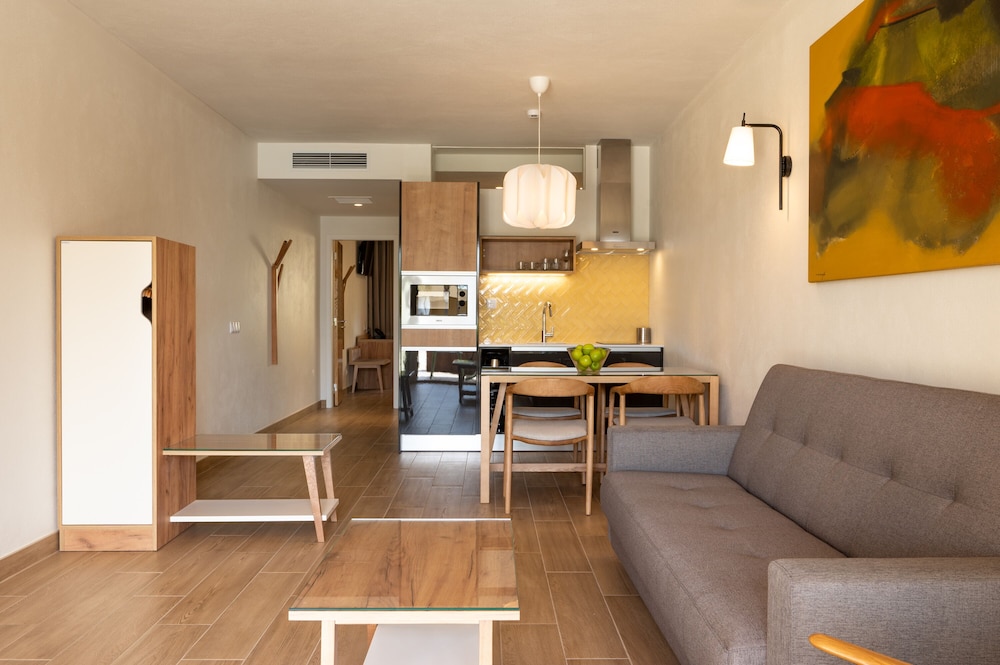 Aparthotel Vila Luz 54/71