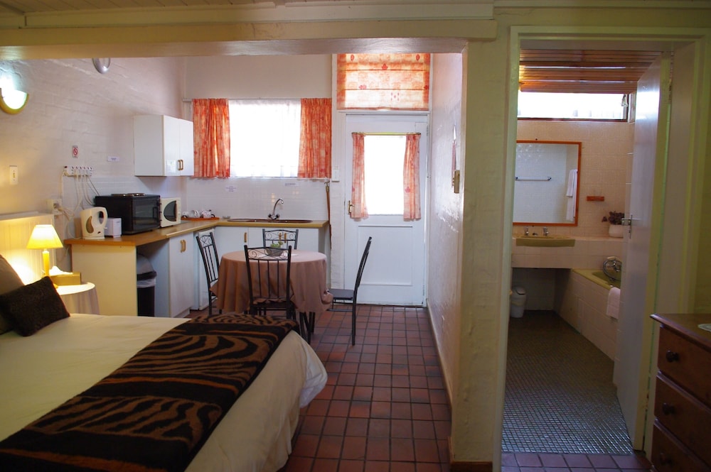 Aqua Marine Guest House 38/67