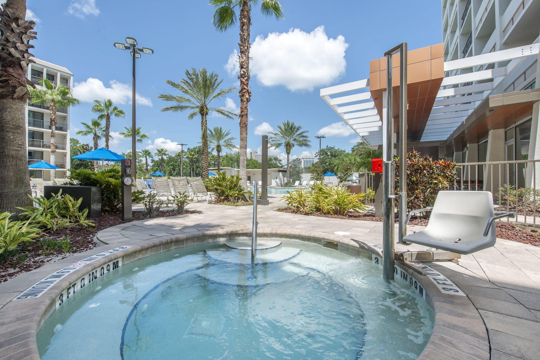 Holiday Inn Orlando - Disney Springs® Area by IHG - Tap to explore photos