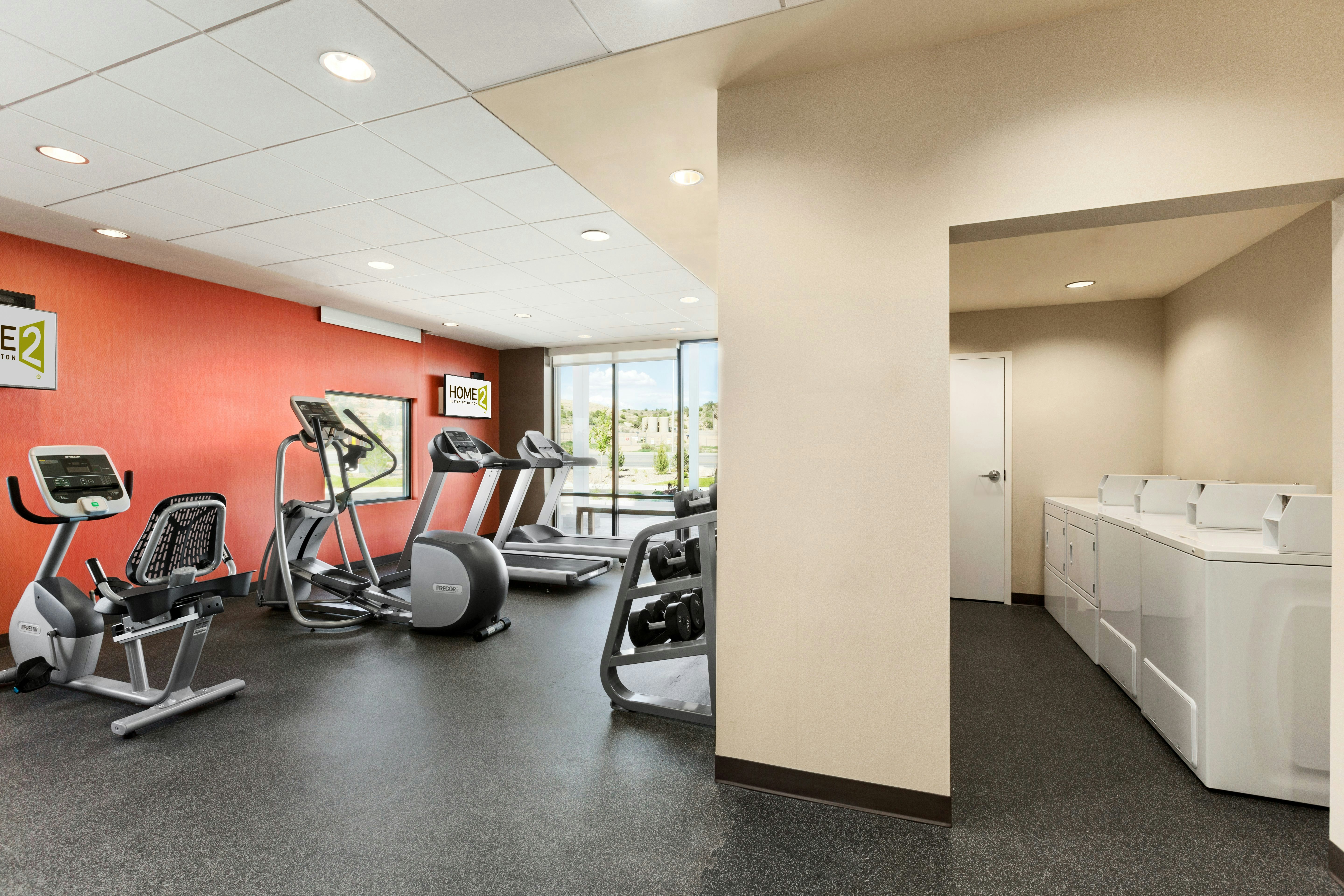 Home2 Suites by Hilton Farmington/Bloomfield 11/28
