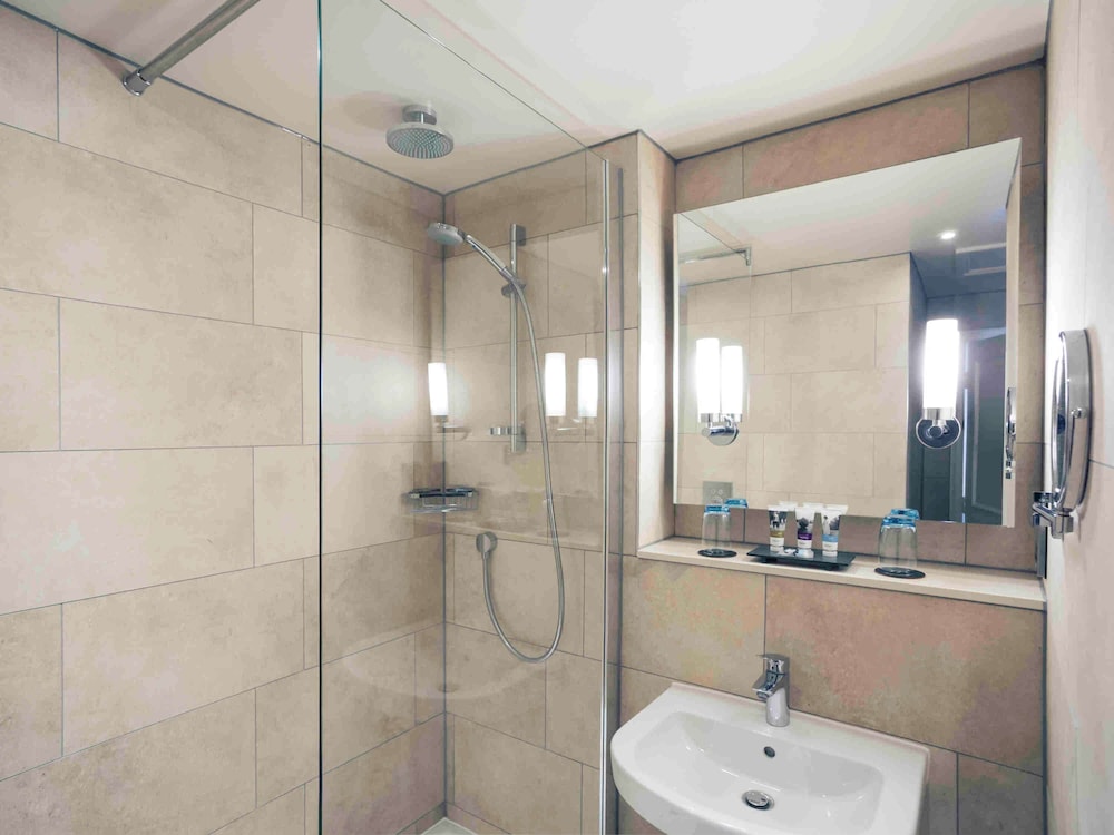 Mercure Oxford Eastgate Hotel 66/69