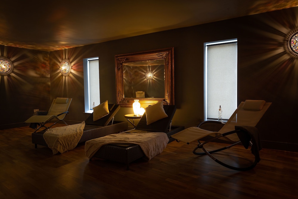 All Saints Hotel 22/60