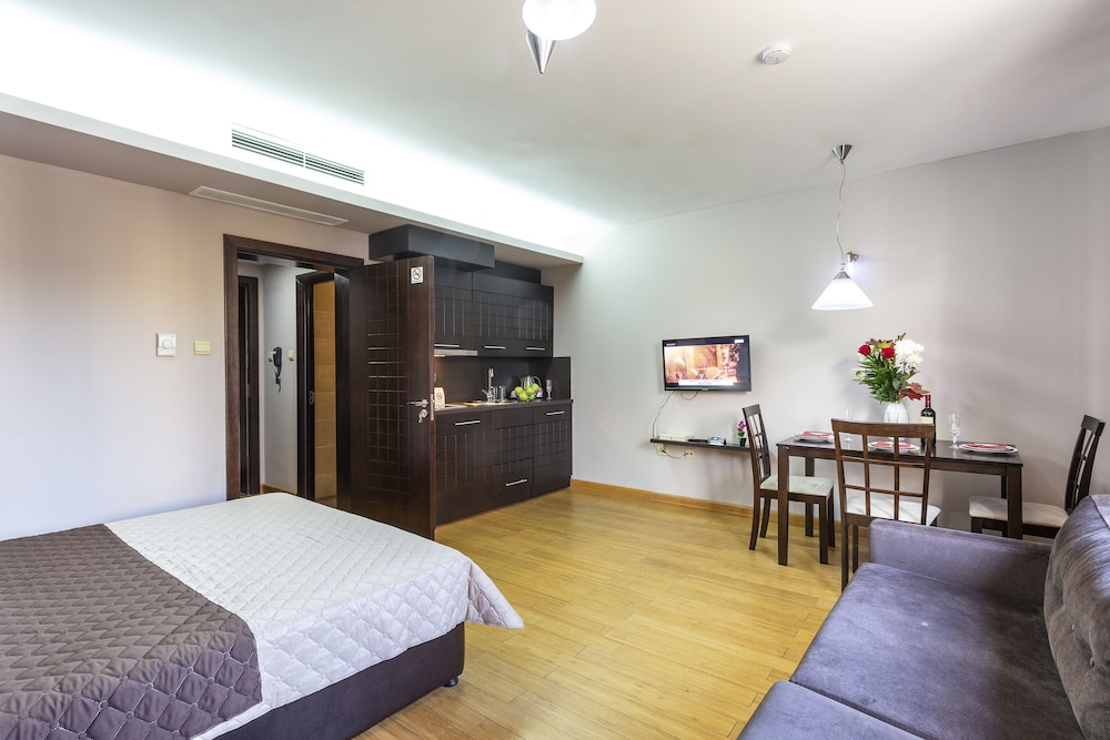 Cityhome Aparthotel 28/54
