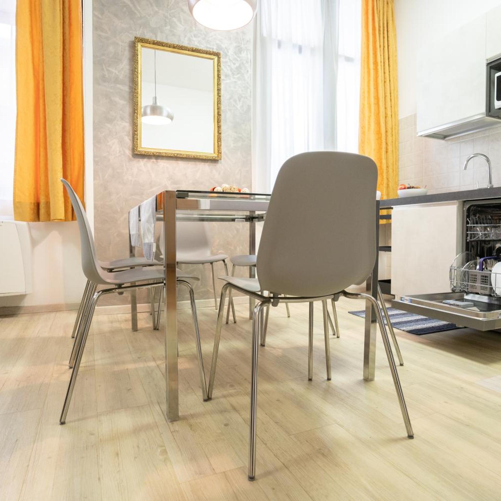 Residence Millennium 24/49