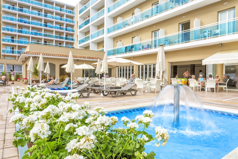 Alegria Maripins Hotel 28/36