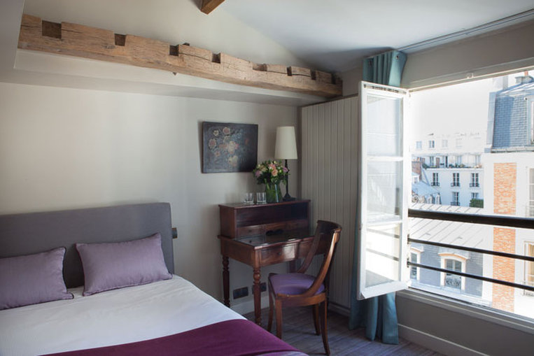 Hotel D Orsay 40/70