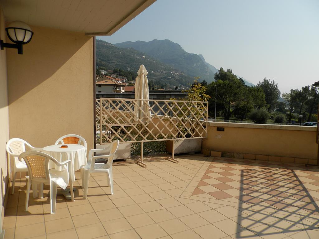 Hotel Continental Lovere 24/32