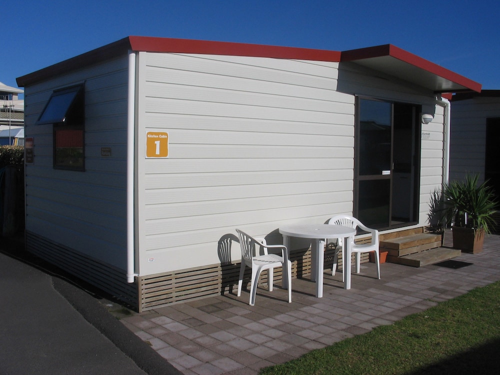 Cosy Corner Holiday Park 40/50