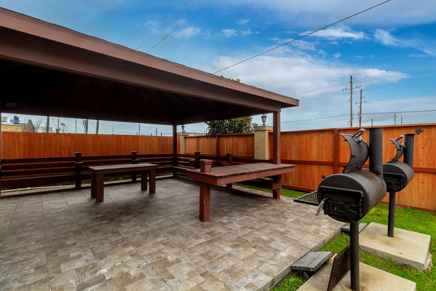 Americas Best Value Inn - Houston / Fm 529 27/28