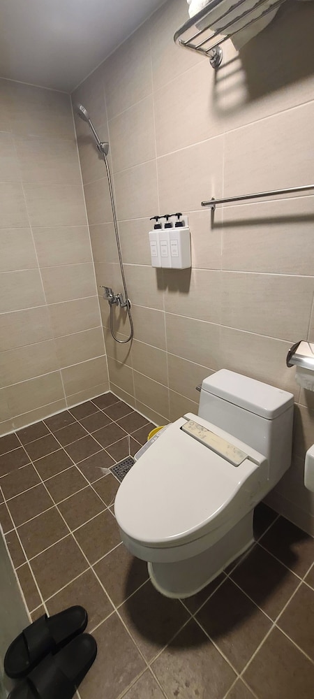 غرفة سوبيريور بسرير مزدوج وسرير فردي، Philstay Myeongdong Central Hotel 4/4