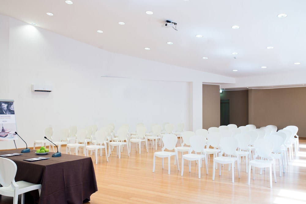 Mercure Olbia Hotel e Spa 65/76