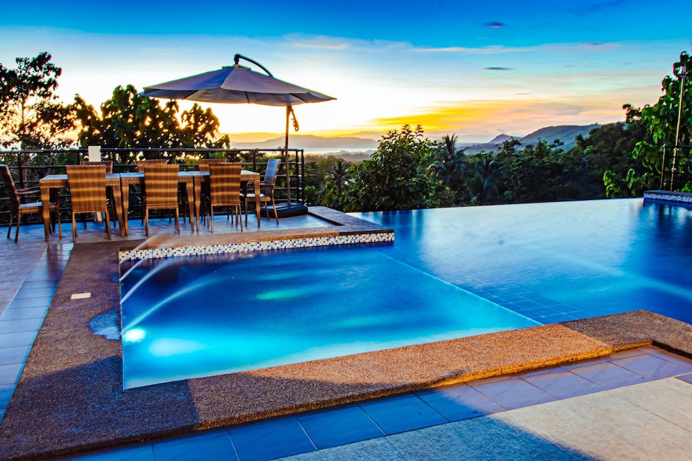 Marquis Sunrise Sunset Residential Cottages 48/70