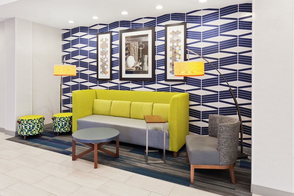 Holiday Inn Express Suites Montgomery E Eastchase 26/52