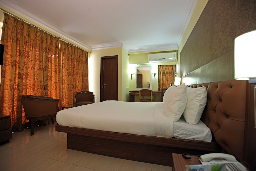 K Stars Hotel 8/18