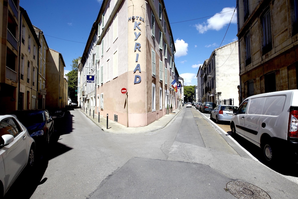 Kyriad Nimes Centre 5/60