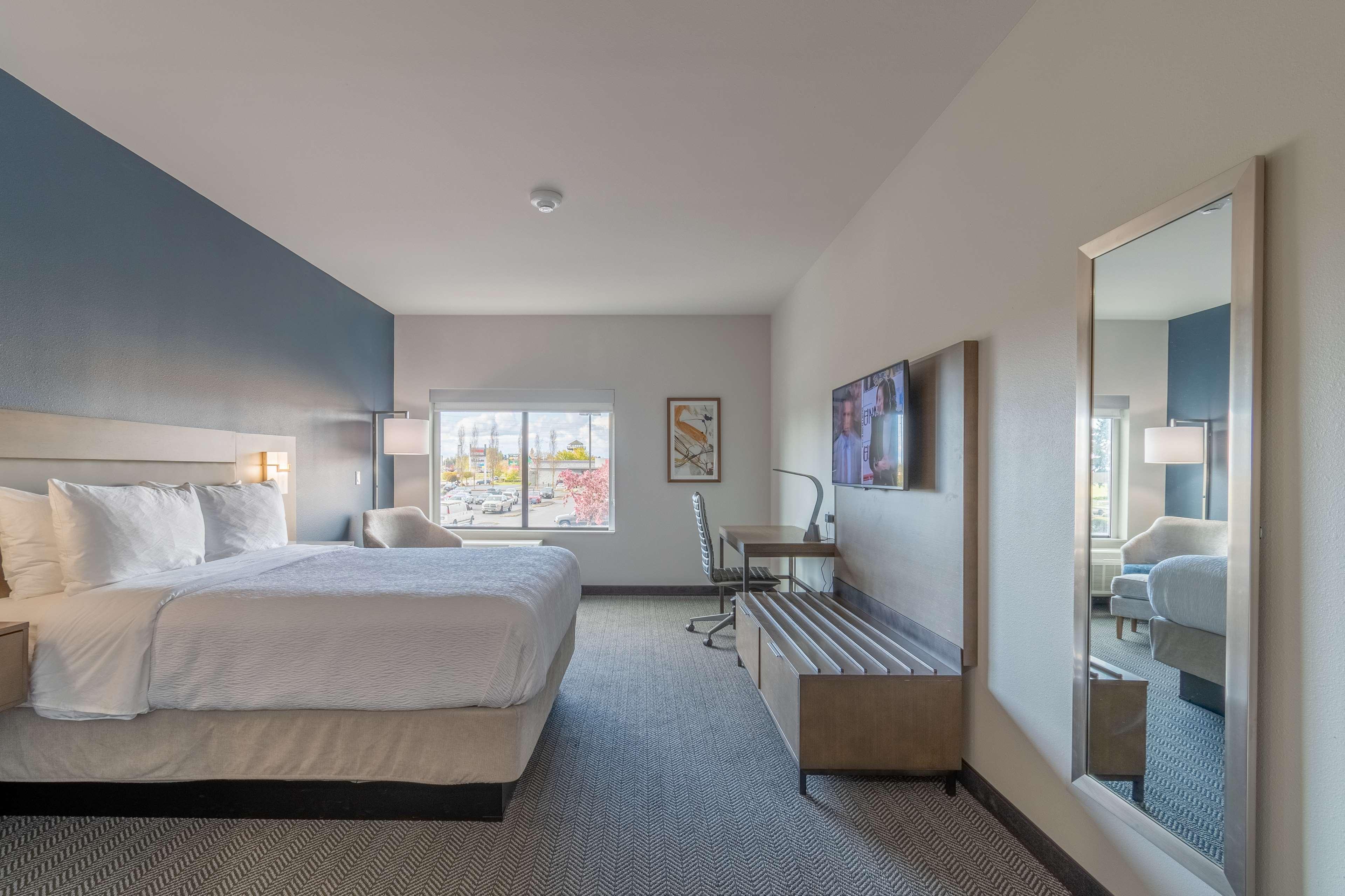 Room, Double Bed