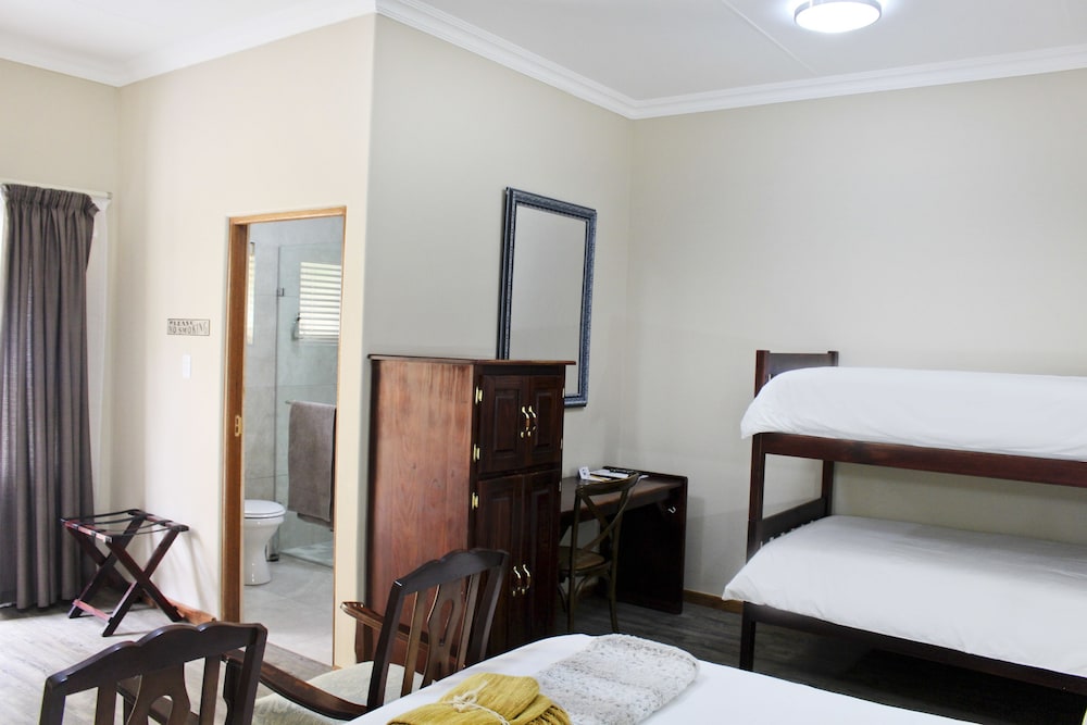 17 On Bird Guest House 12/50