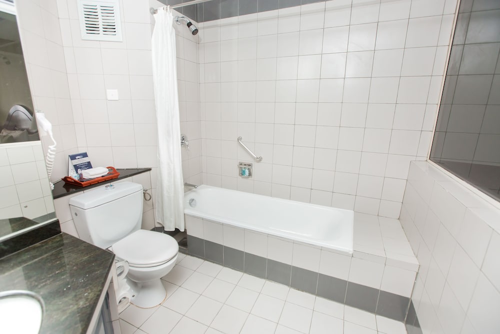 Mount Lavinia Hotel 48/50