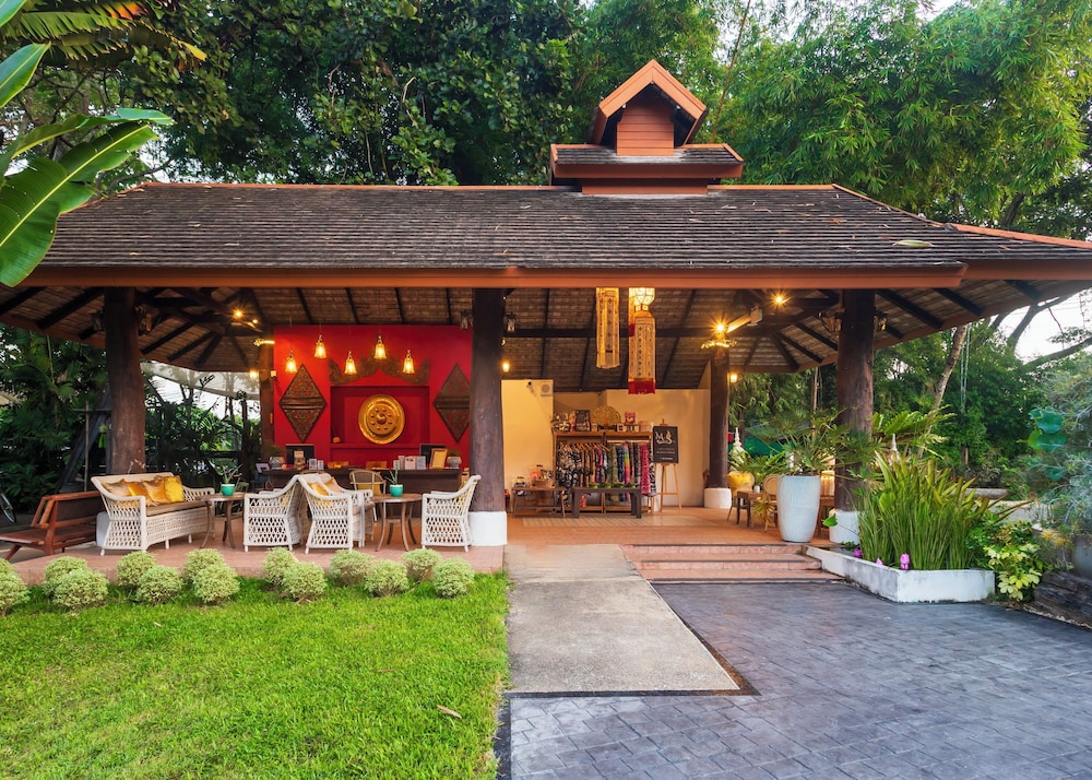 Lampang River Lodge in LAMPANG
