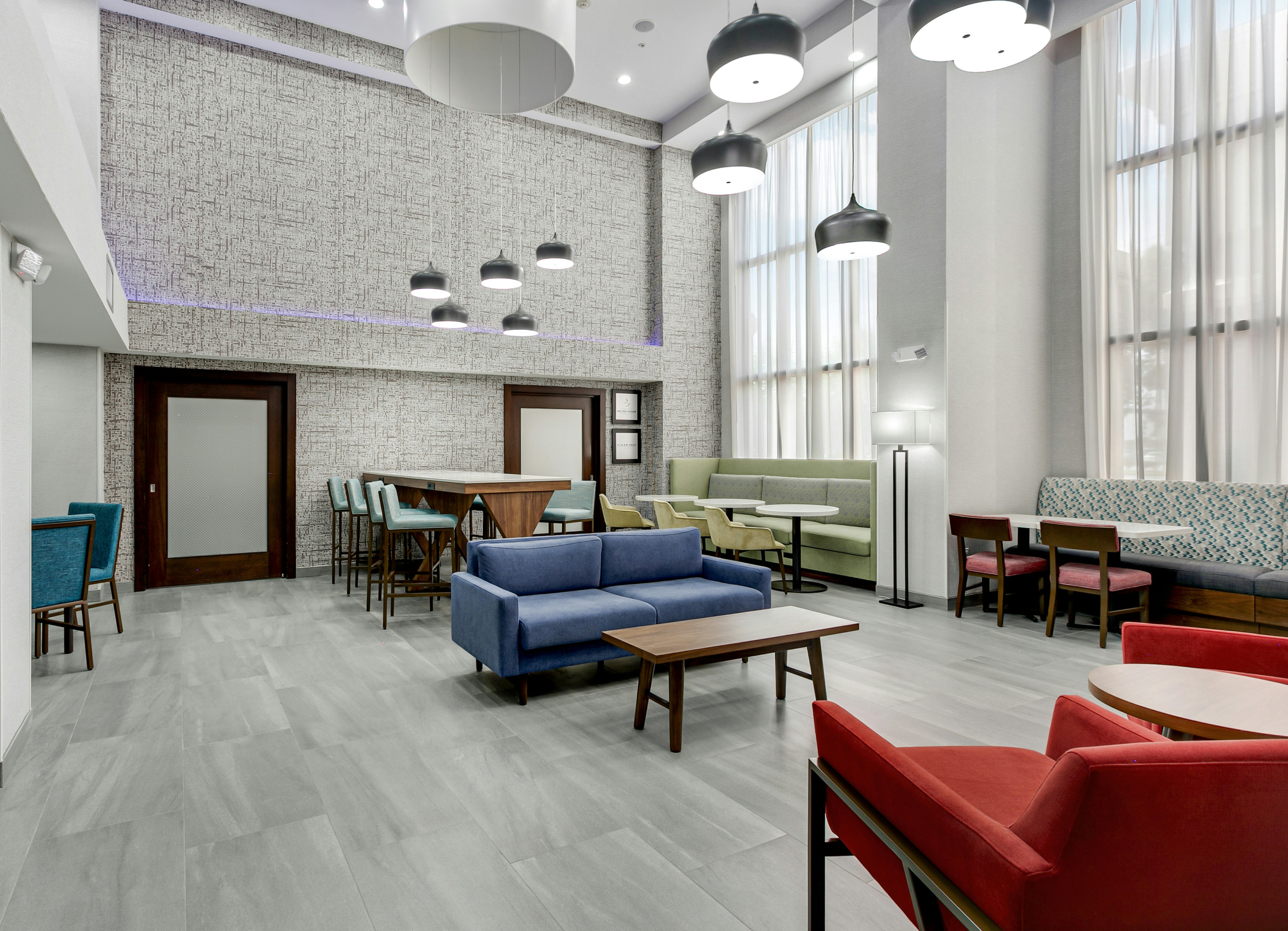 Hampton Inn Houston-Pearland 43/81