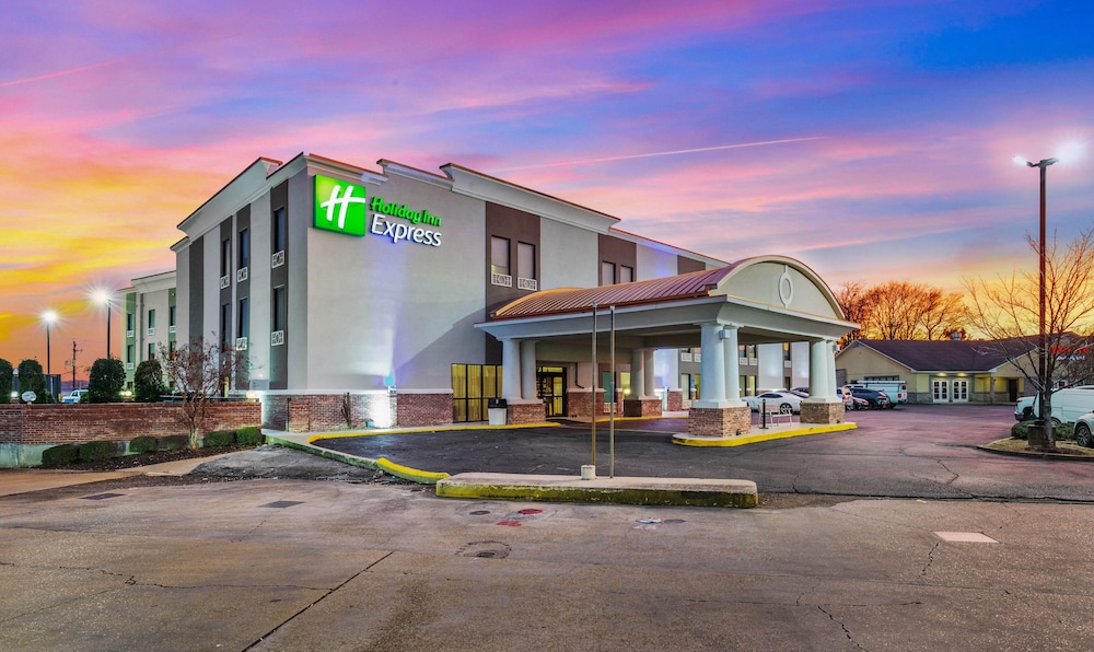 Holiday Inn Express New Albany 52/59