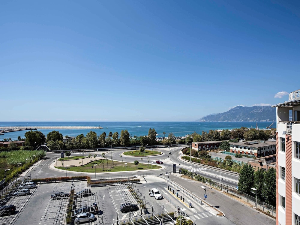 Novotel Salerno Est Arechi 48/75