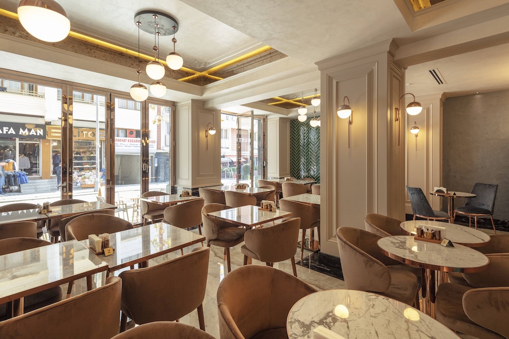 Danis Hotel Istanbul 56/60