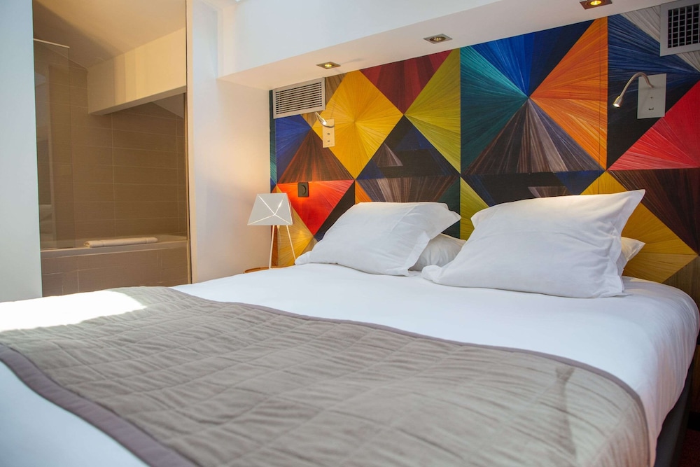 APPART HOTEL CLEMENT ADER 8/68