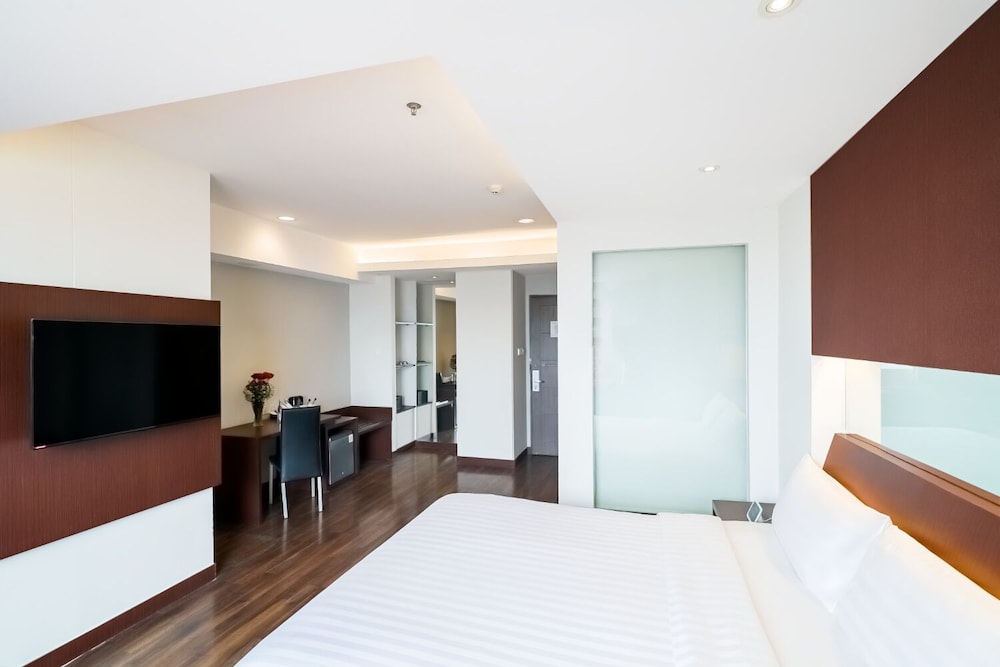 Aston Pluit Hotel and Residence 20/66