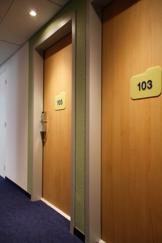 Ibis Budget Poitiers Centre Gare 19/36