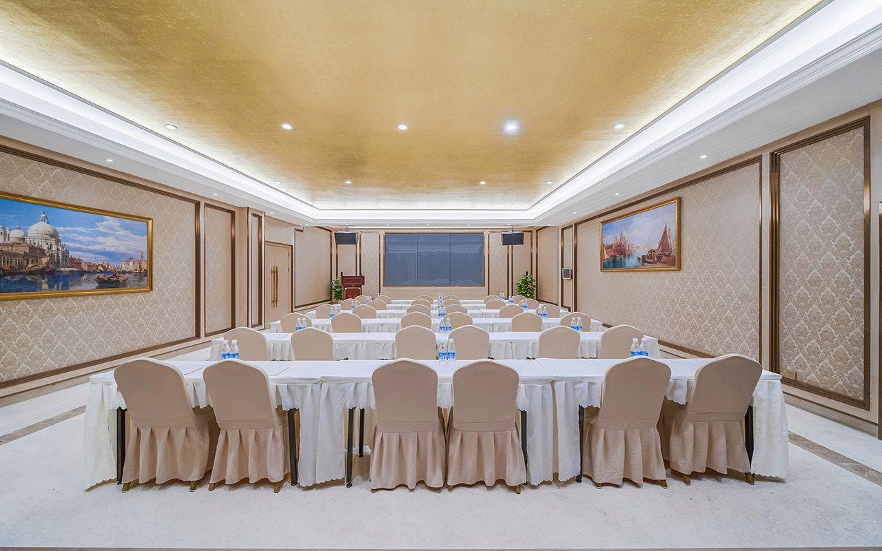 Vienna Hotel (Shenzhen Botanical Garden Road store) 50/52