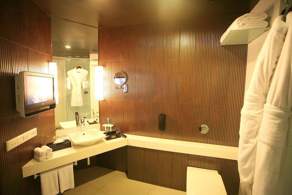 Park Prime Kolkata 20/20