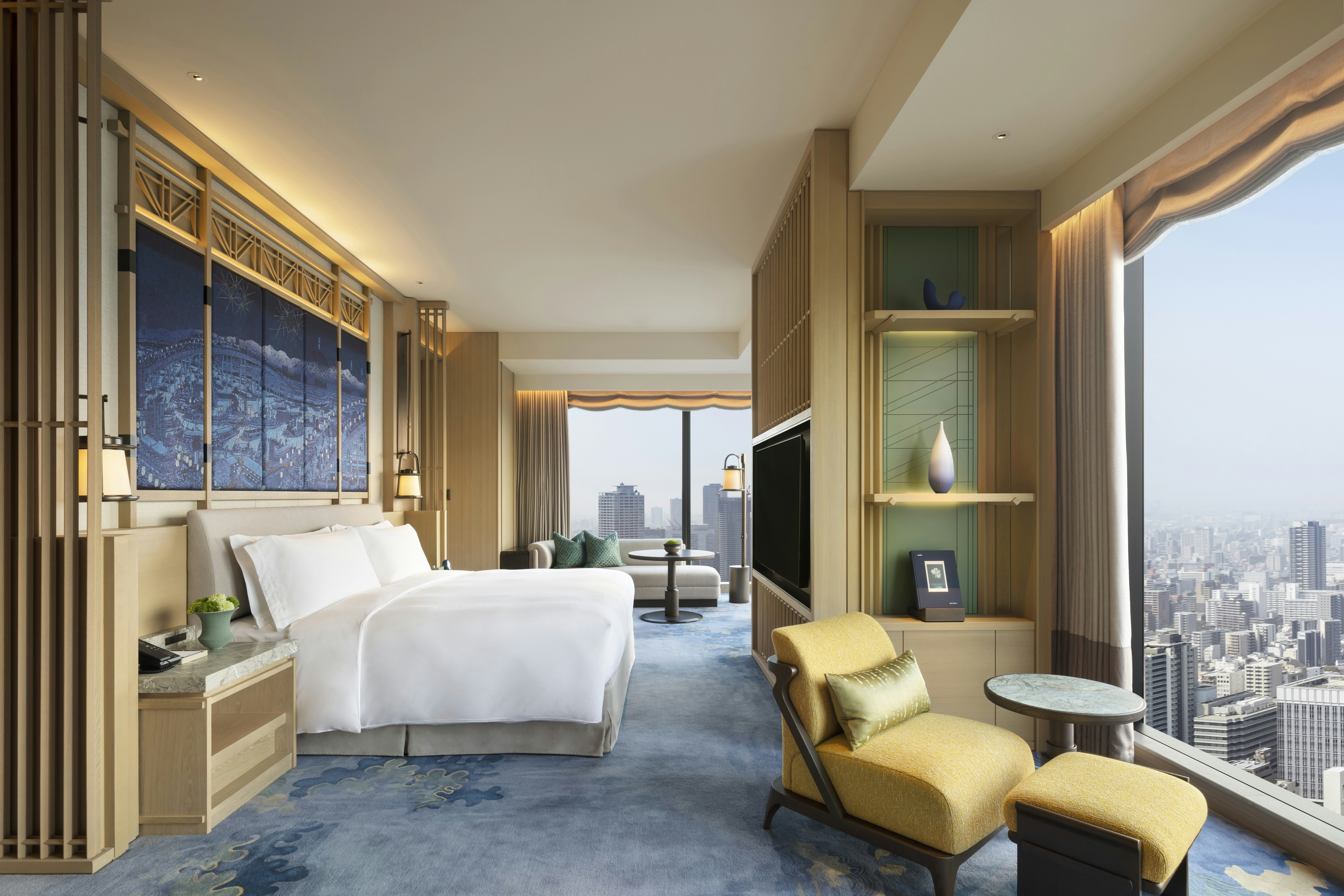 PRESIDENTIAL, SUITE