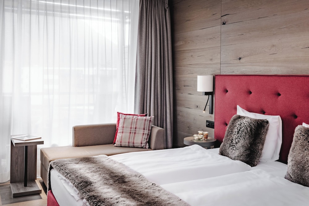 Ameron Davos Swiss Mountain Resort 26/77