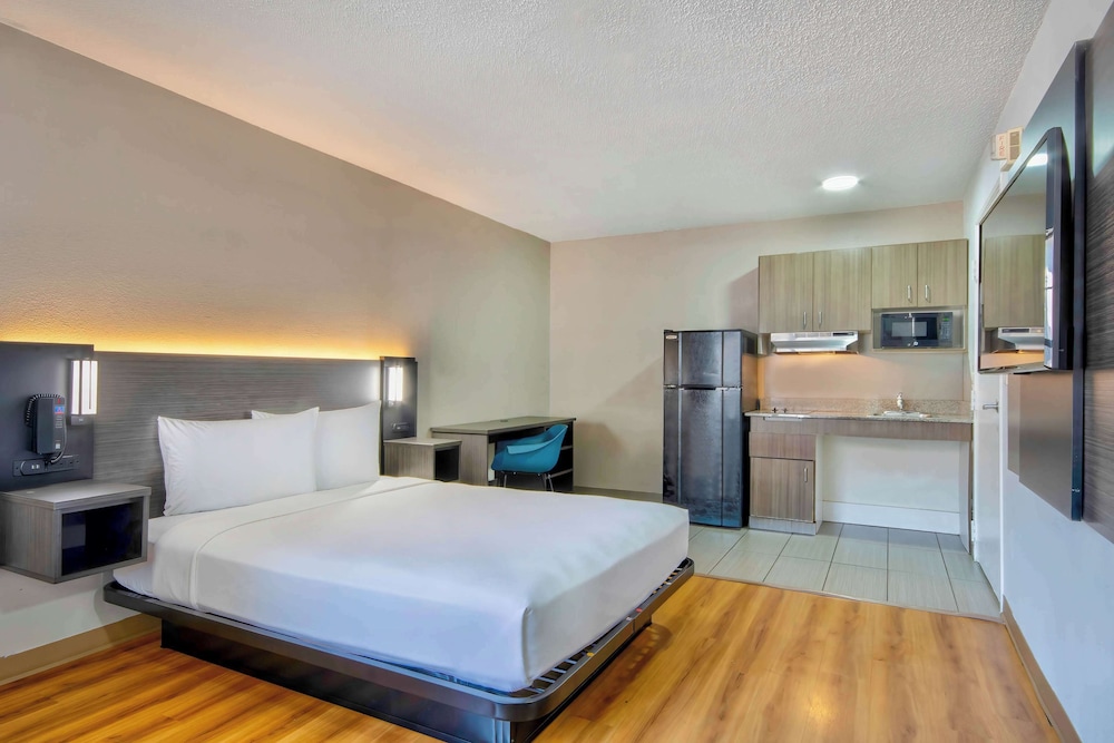Studio 6 Extended Stay - Austin, TX - Midtown 20/59