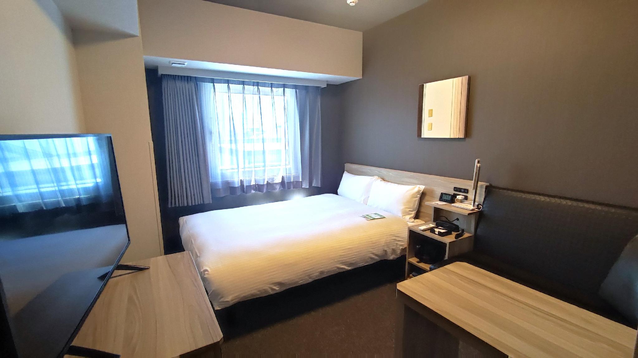 Semi Room, Standard, Semi Double Bed, Smoking