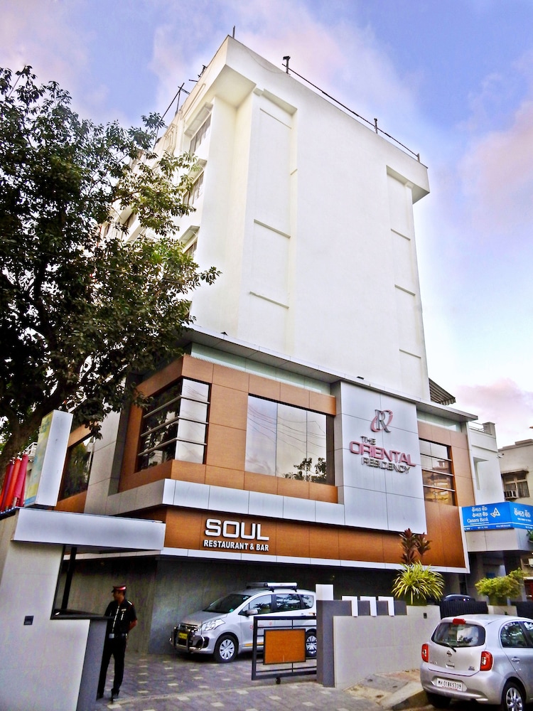Oriental Residency Hotel 2/49