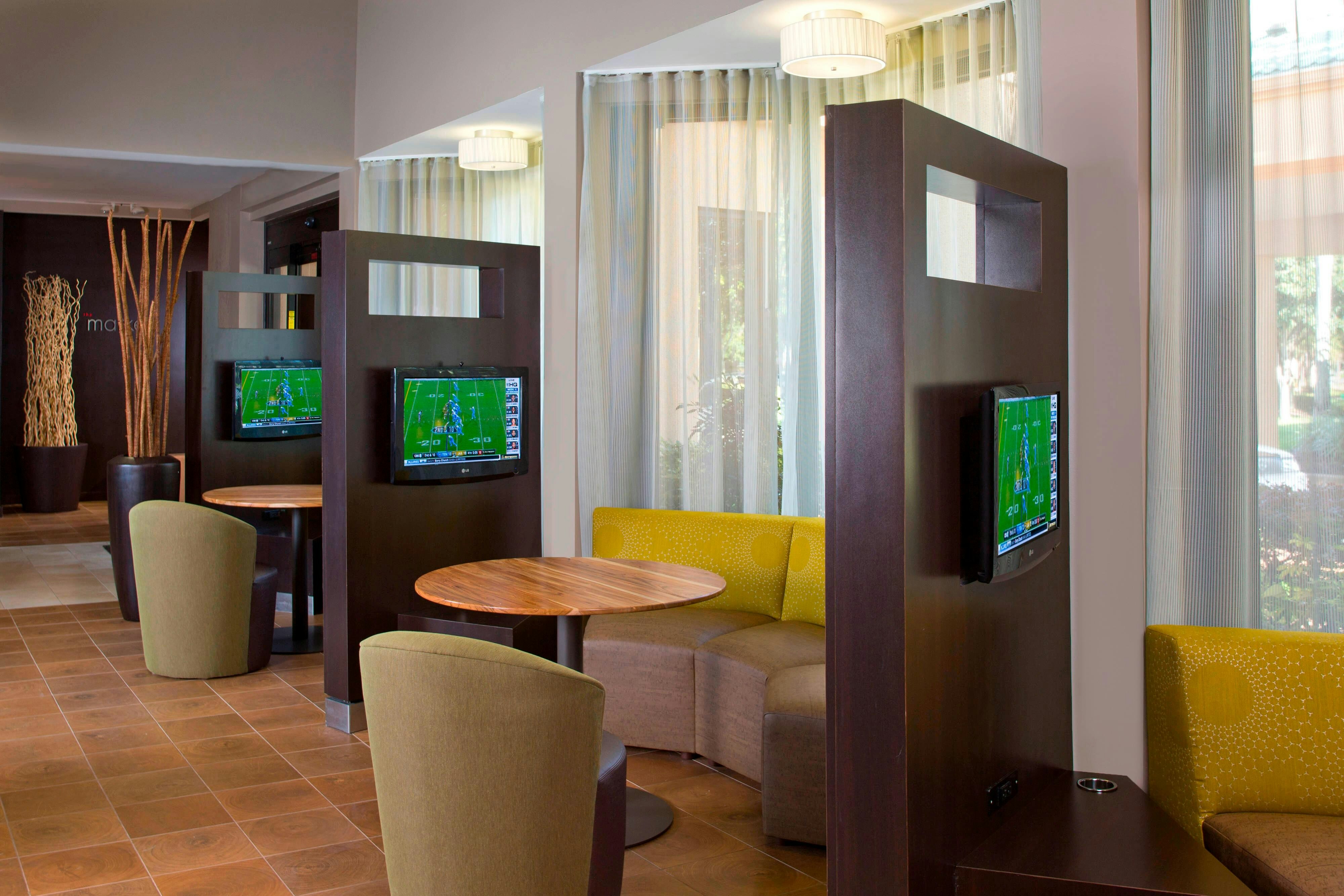 Courtyard by Marriott Orlando International Drive/Convention Center 4/11