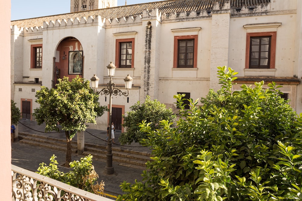 Apartamentos Puerta Catedral Sevilla 55/58